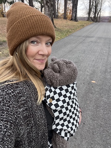 Baby-wearing Round 2